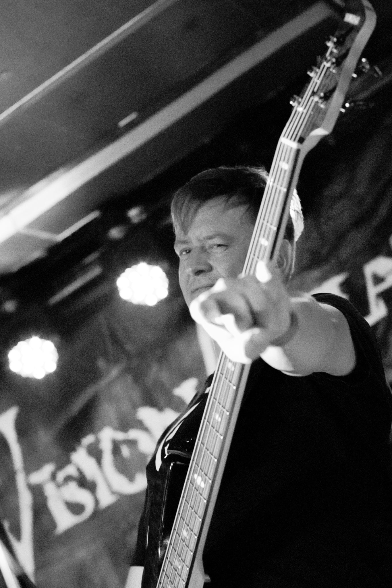 Defecto + The Vision Ablaze - Foto: Mark Stoumann
