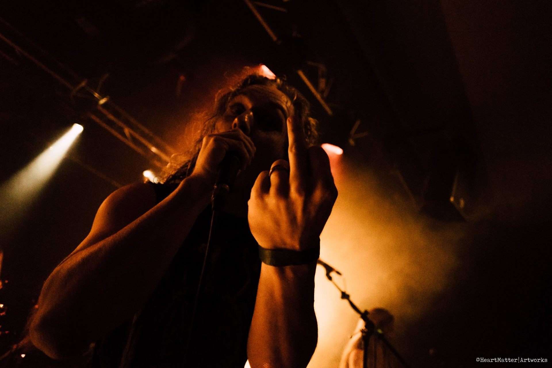 Mono Goes Metal Special – Anmeldelse
