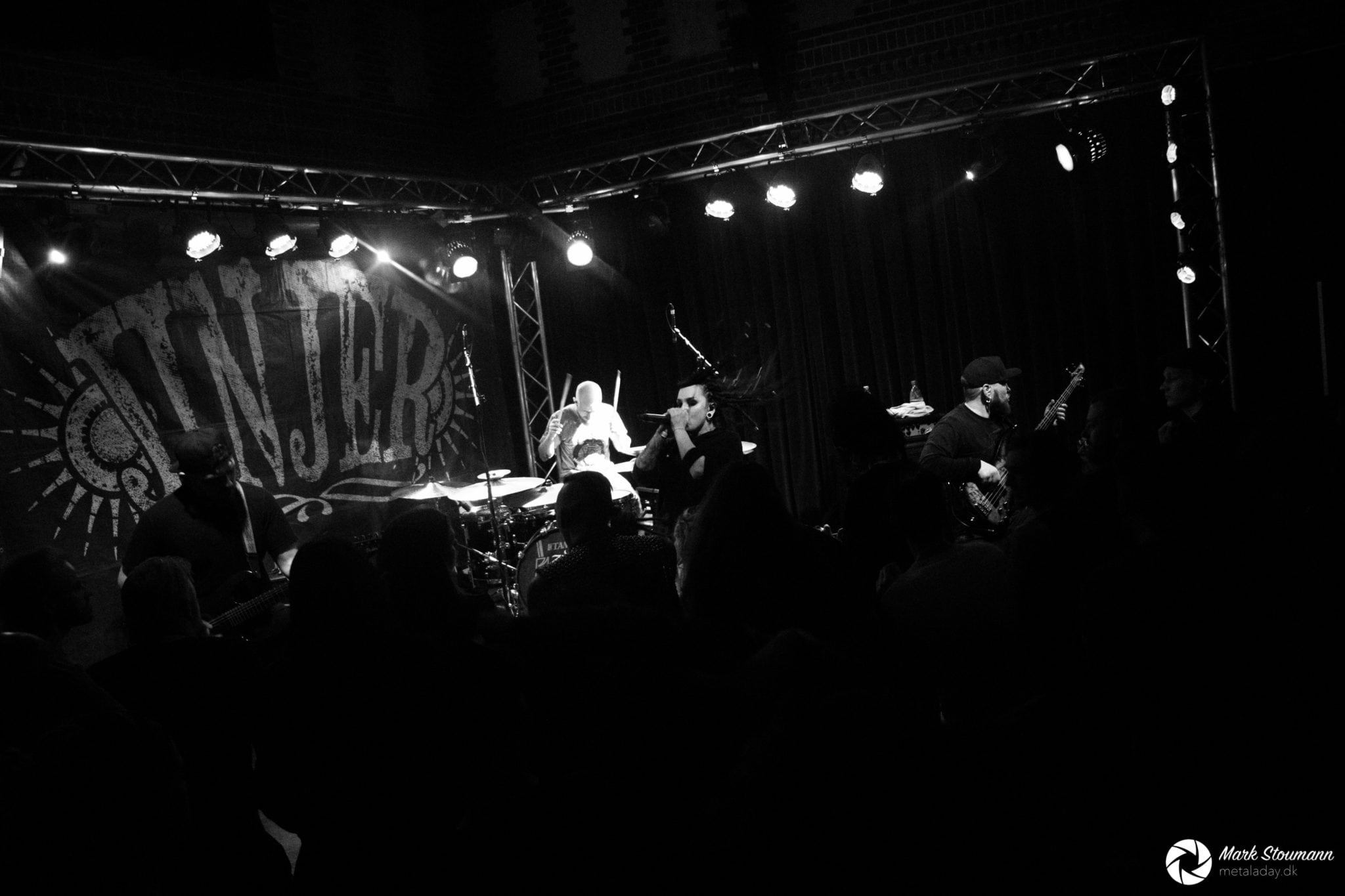 Lygten blev tændt af Ukrainsk groove-metal!