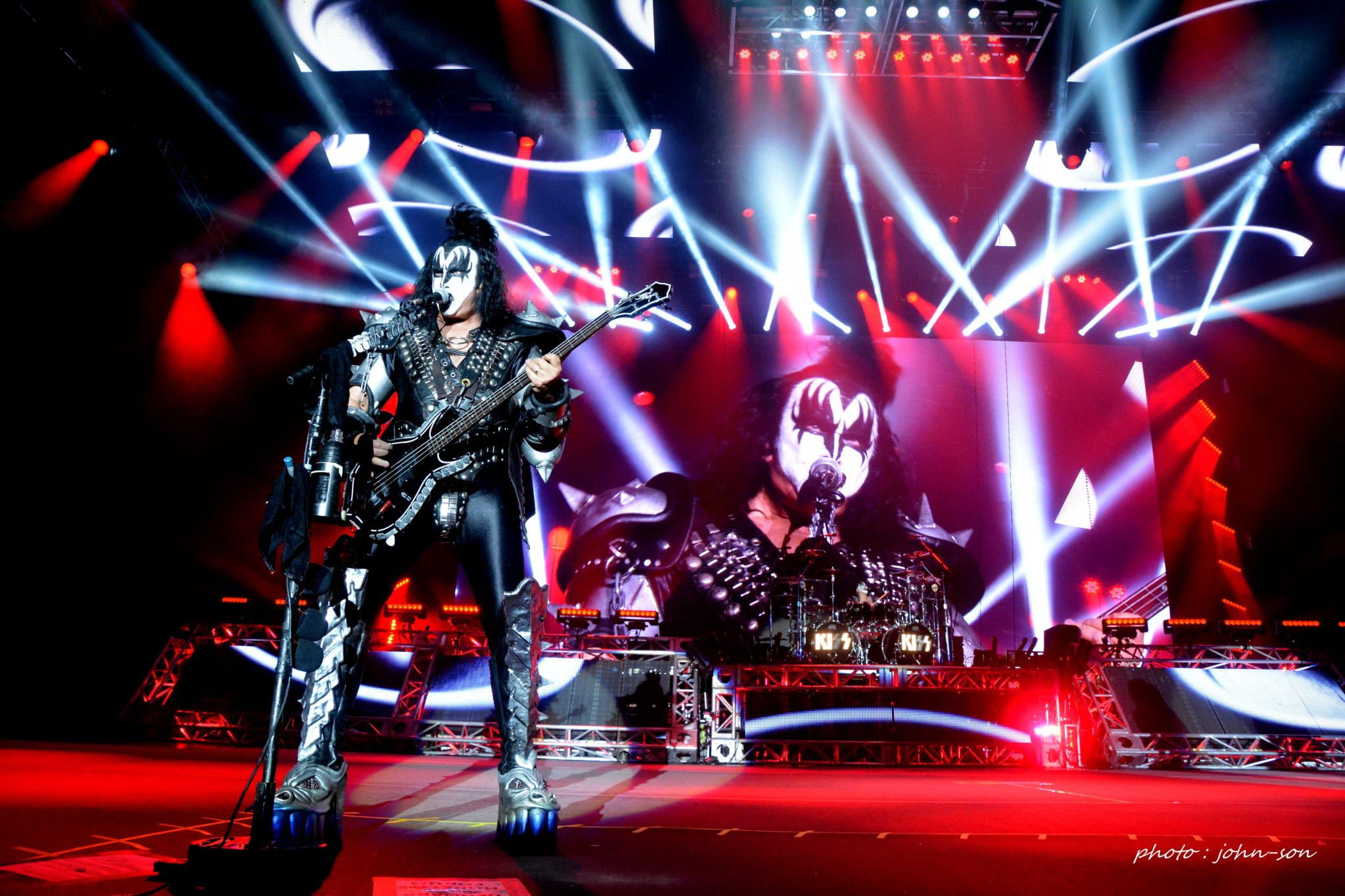 Pretty Maids, KISS