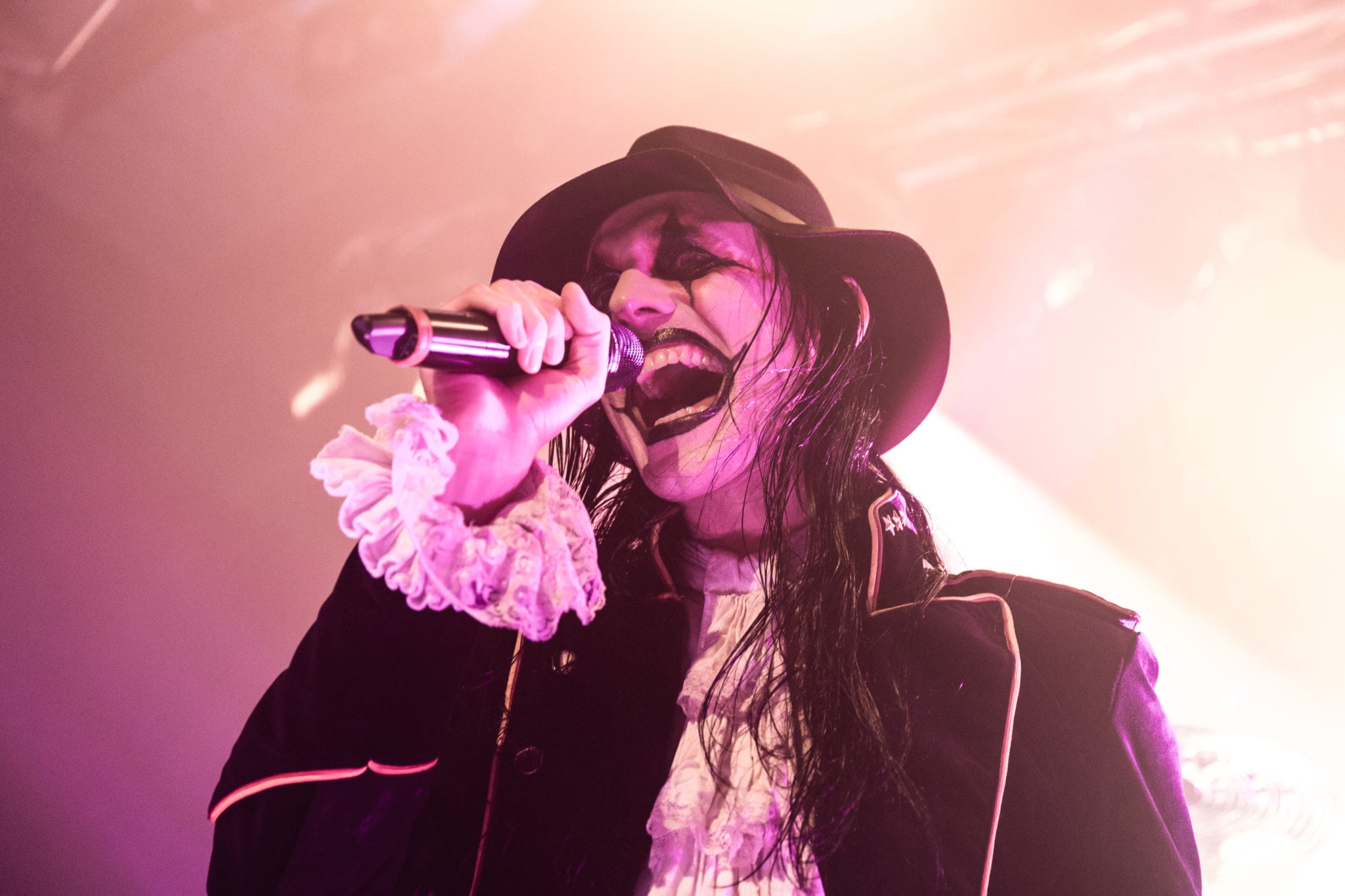 Old Kerry McKee, Hellzapoppin, Avatar