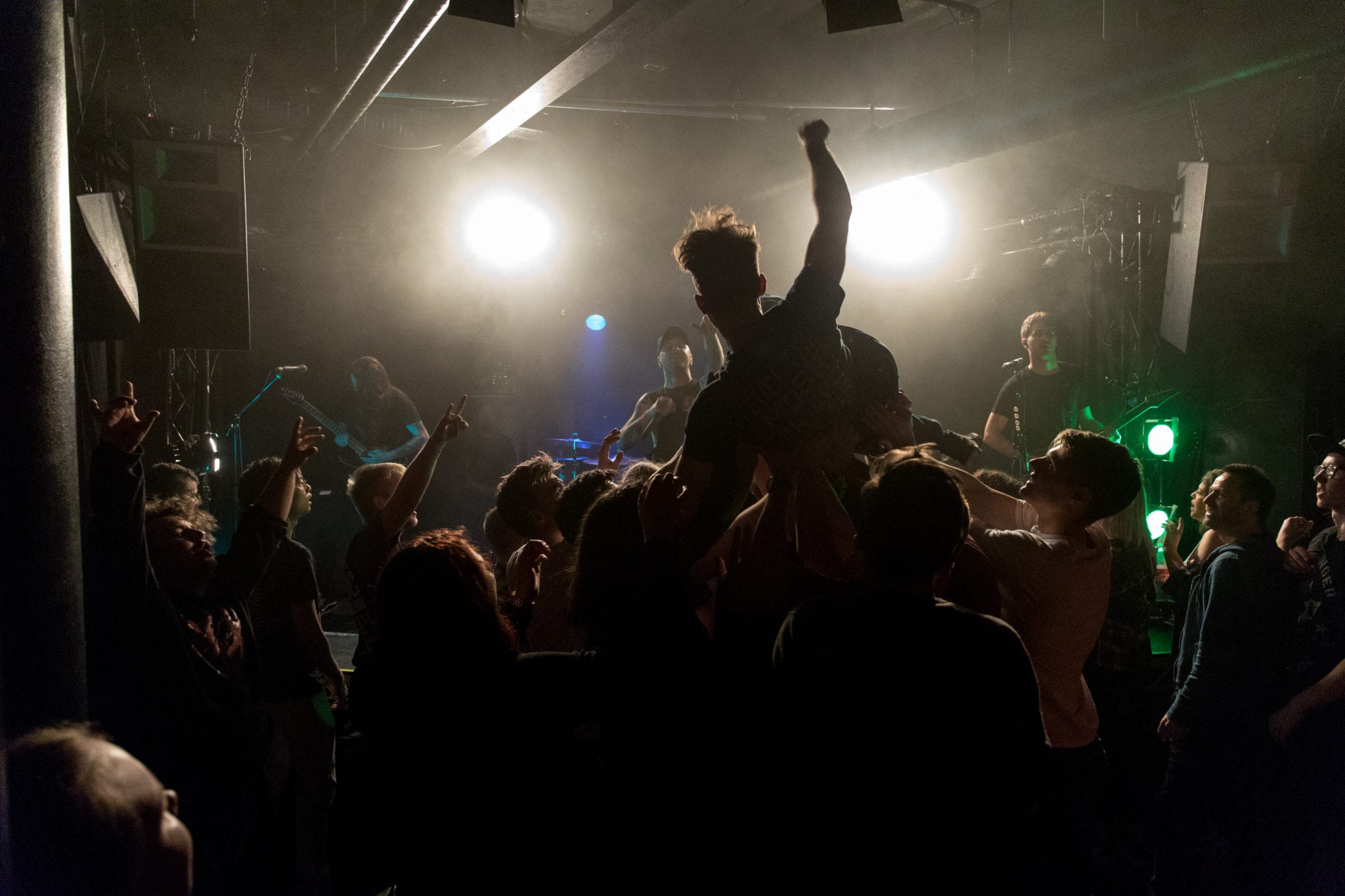 Intimkoncert med familien-metalcore