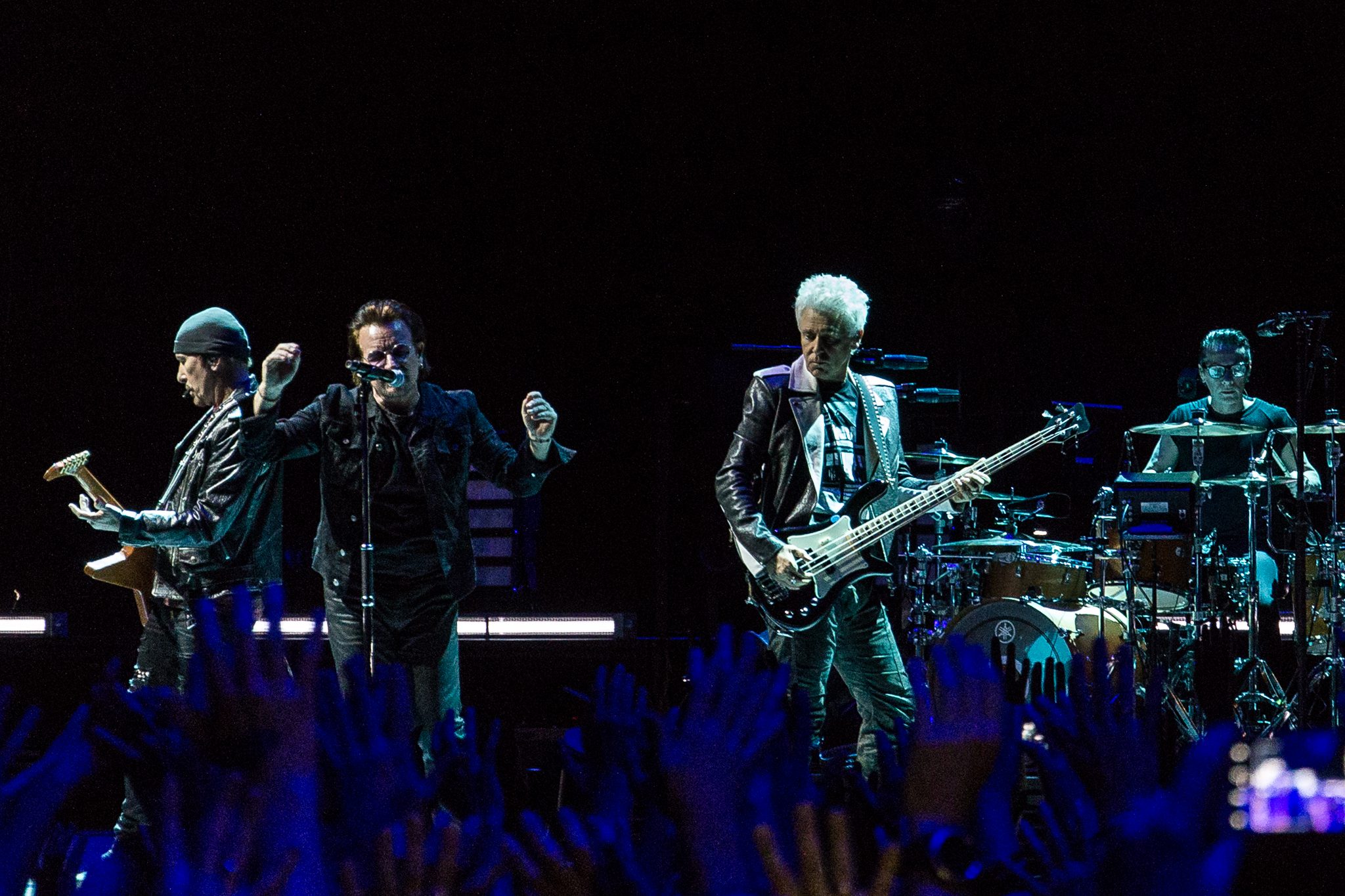 U2