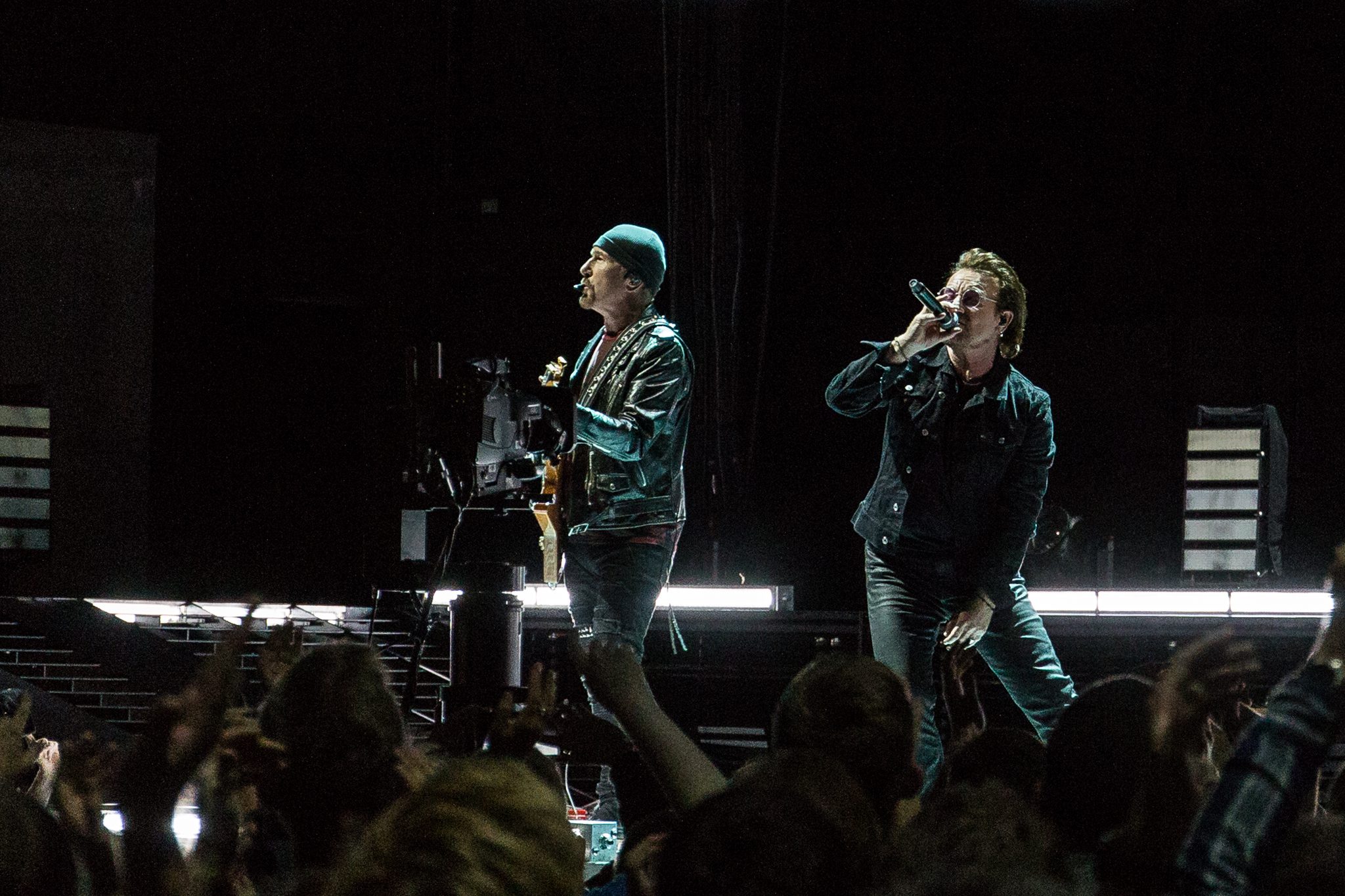 U2