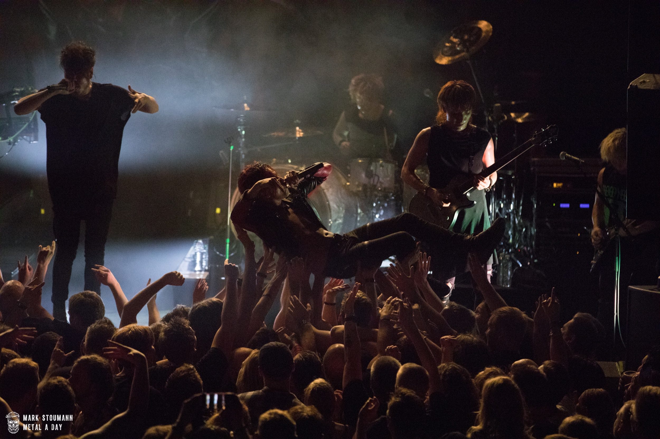 Crossfaith