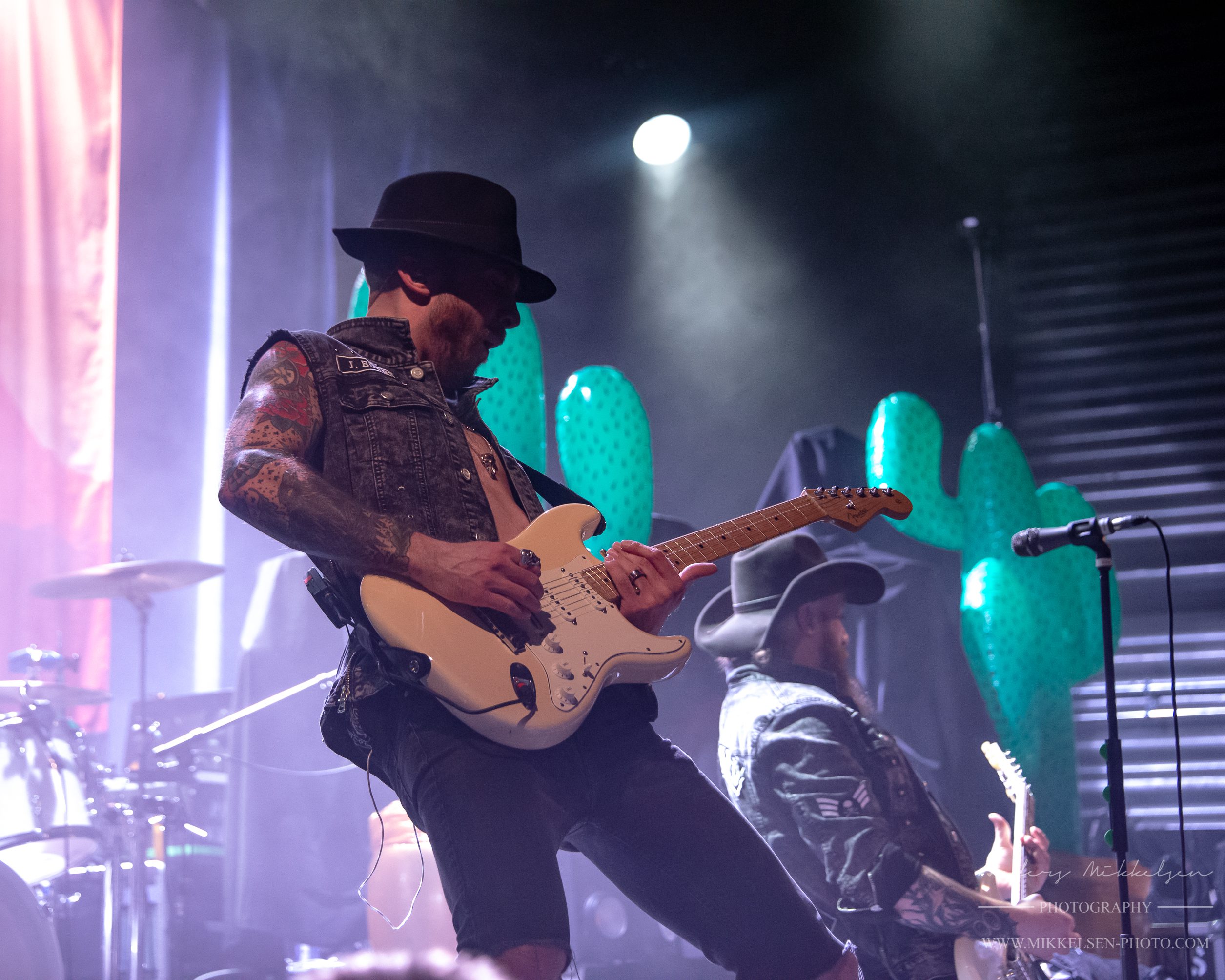 Bootyard Bandits, Skálmöld, Alestorm