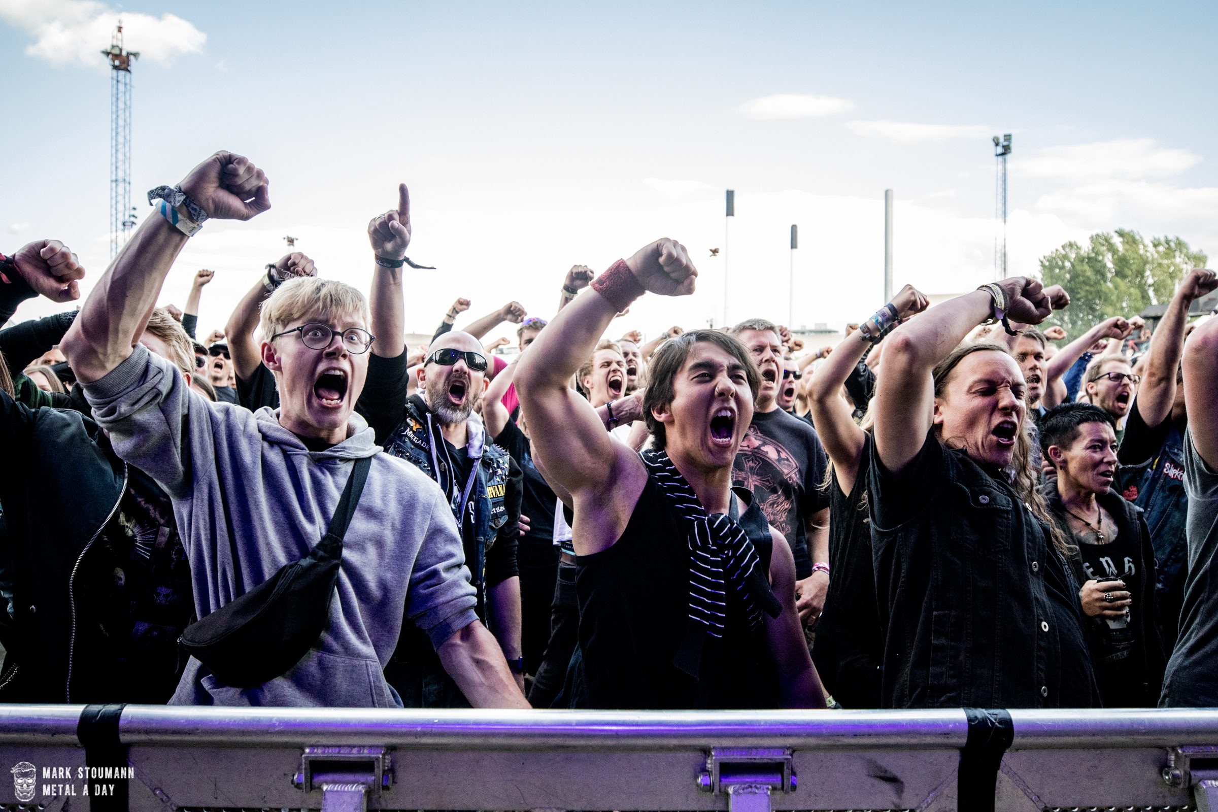 Alien Weaponry
