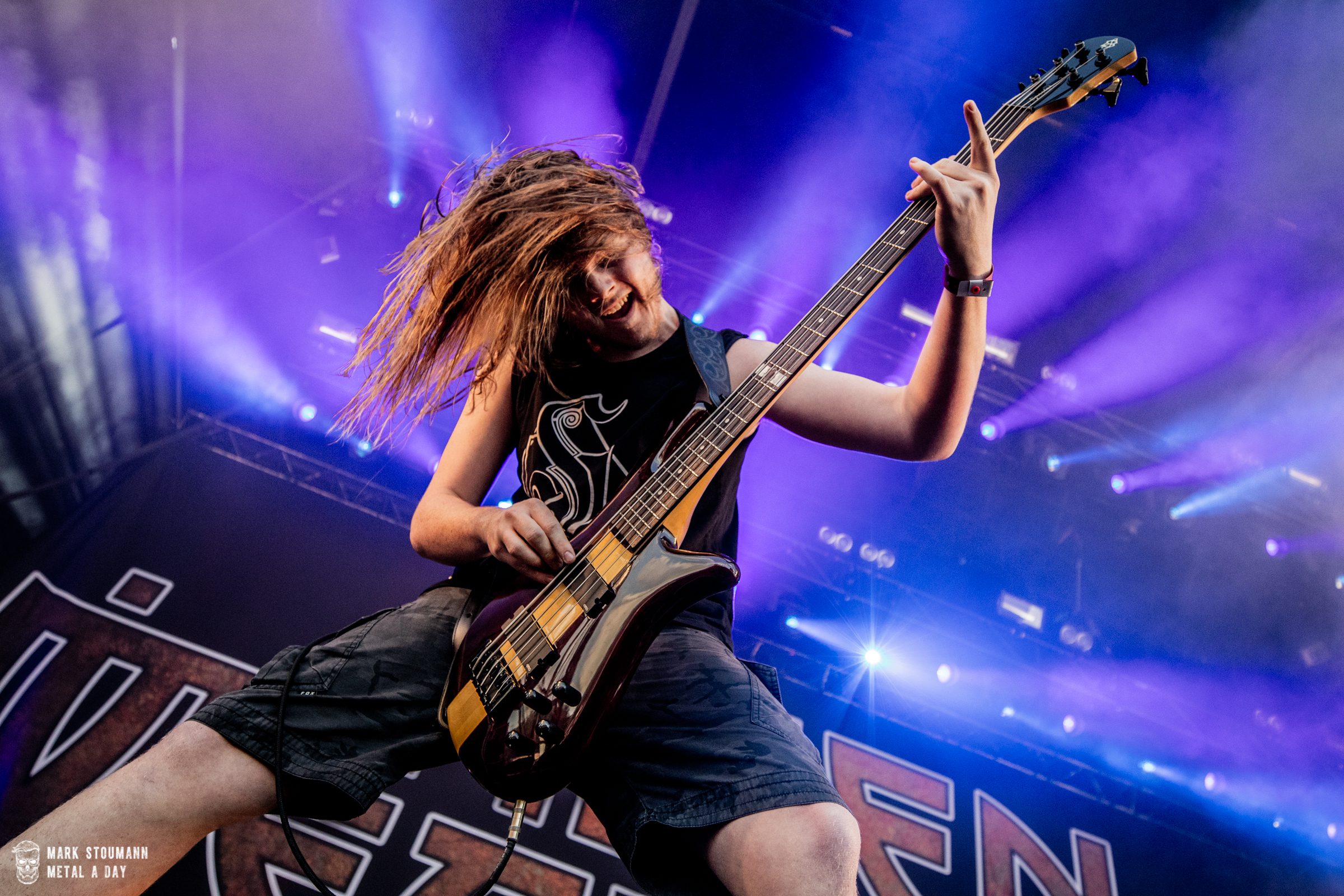 Alien Weaponry