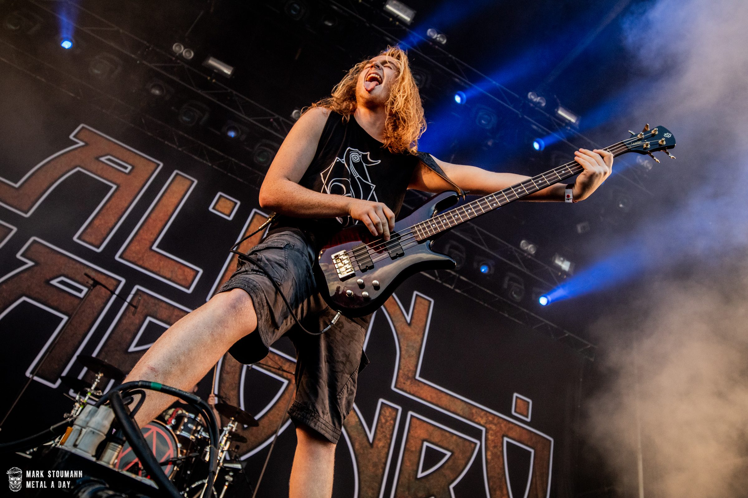 Alien Weaponry