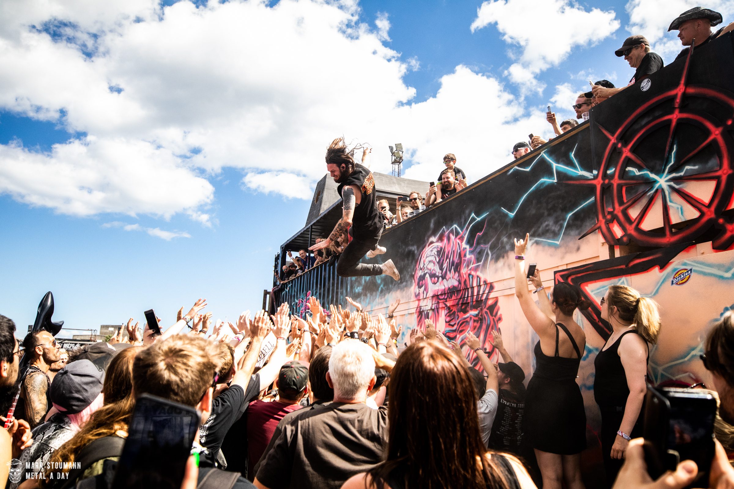 Copenhell, hun sover ikke længere