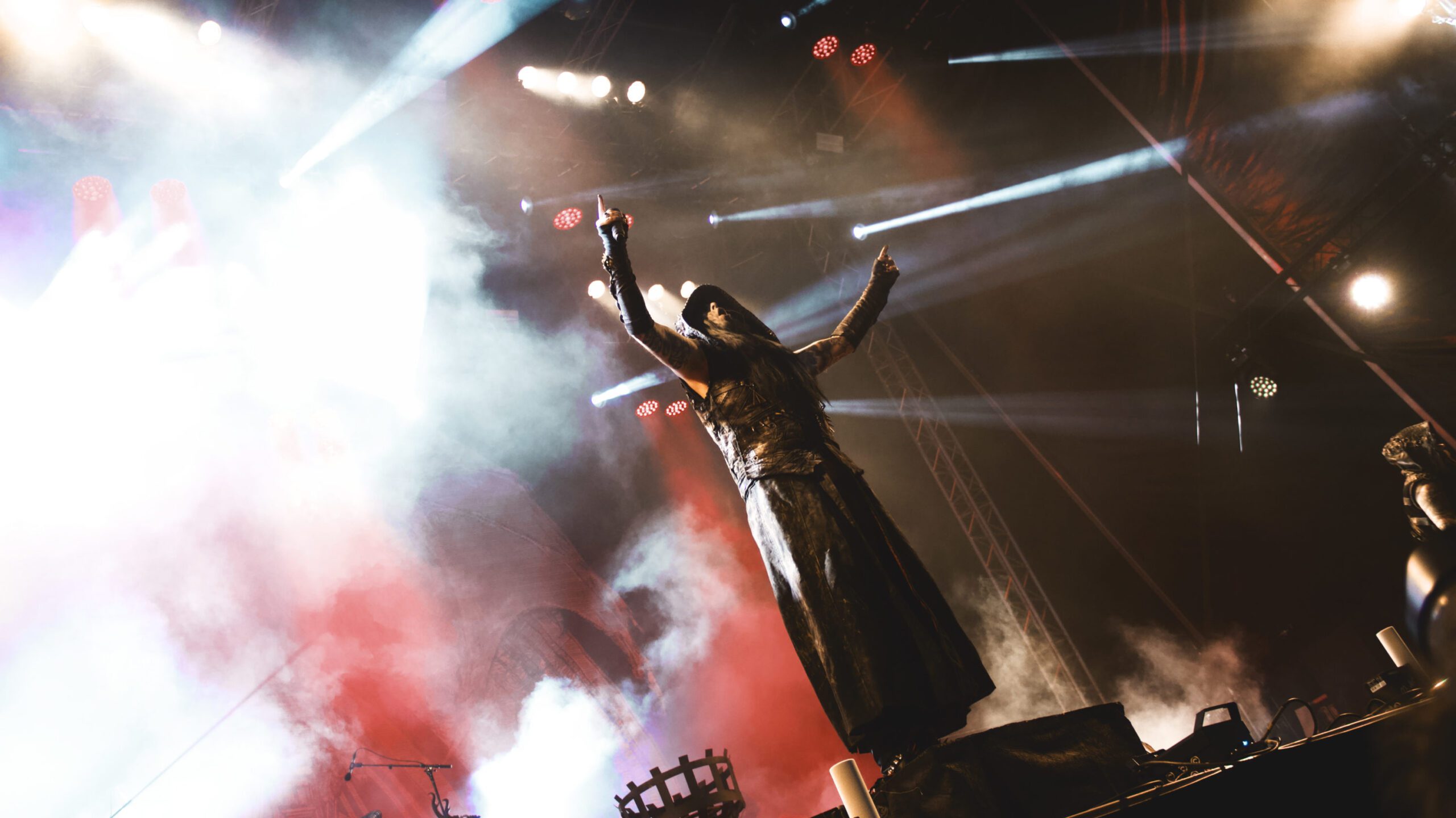 Dimmu Borgir
