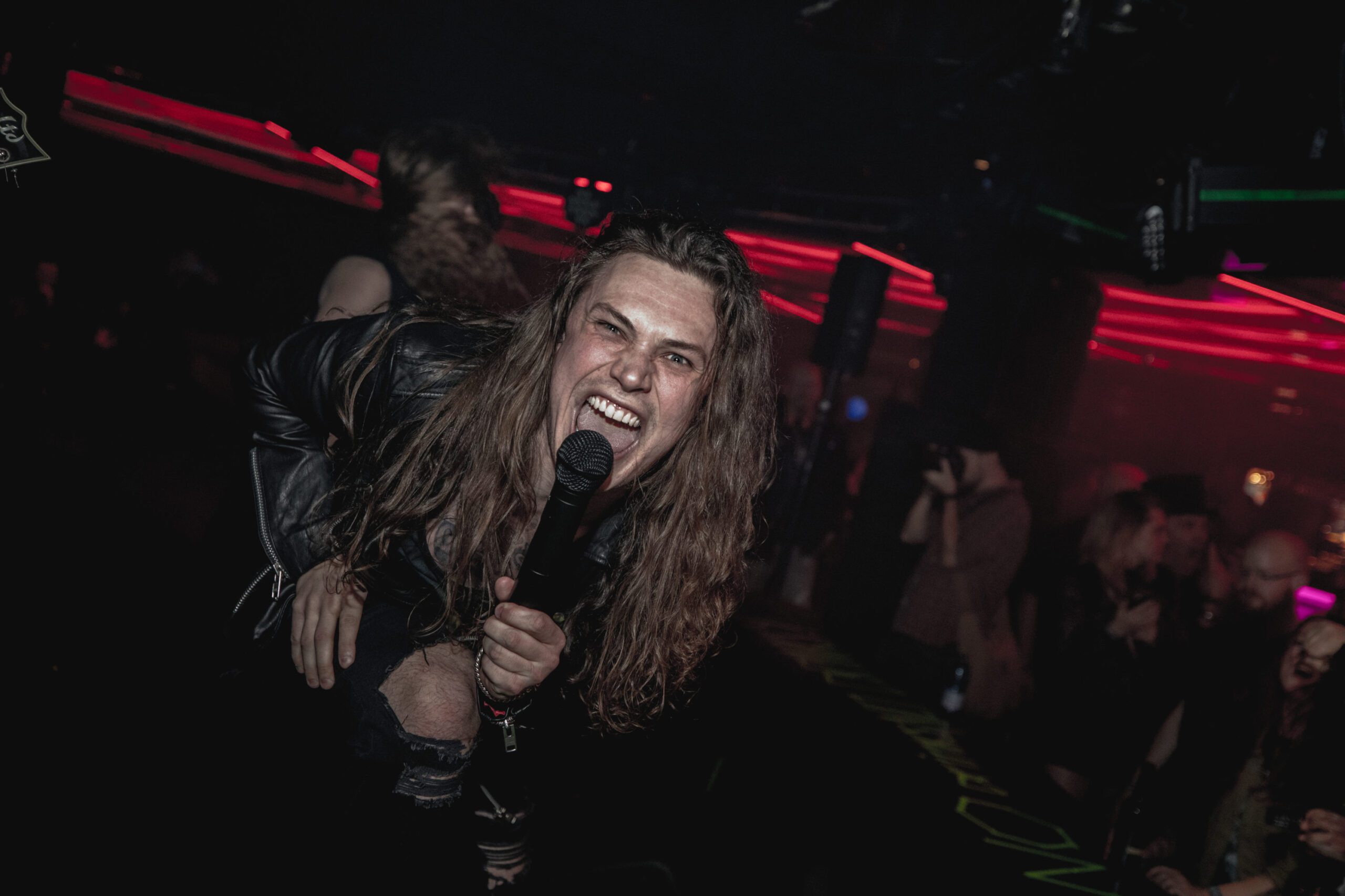 Dirt Forge, Livløs, Hatesphere, Angel Witch