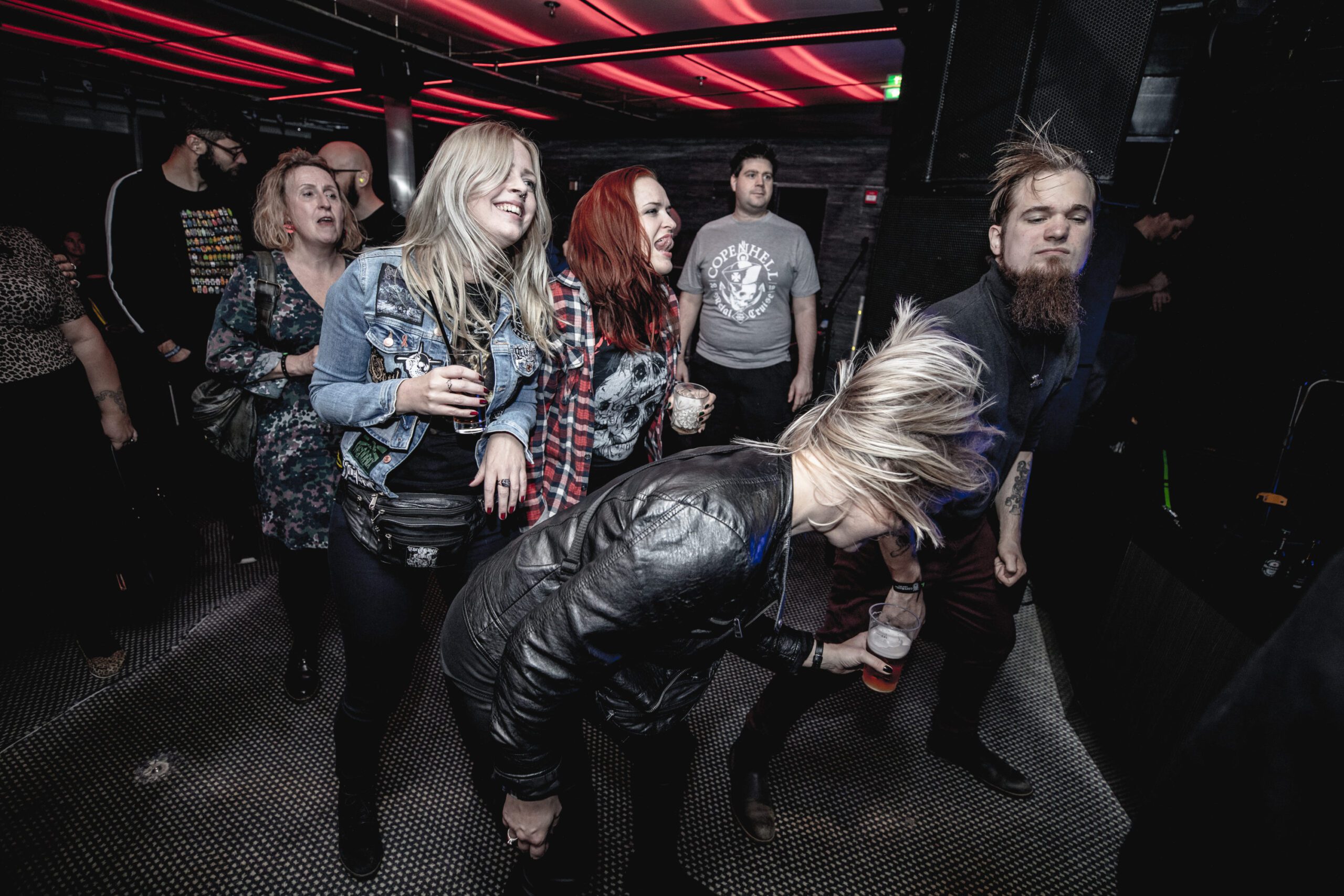 Dirt Forge, Livløs, Hatesphere, Angel Witch