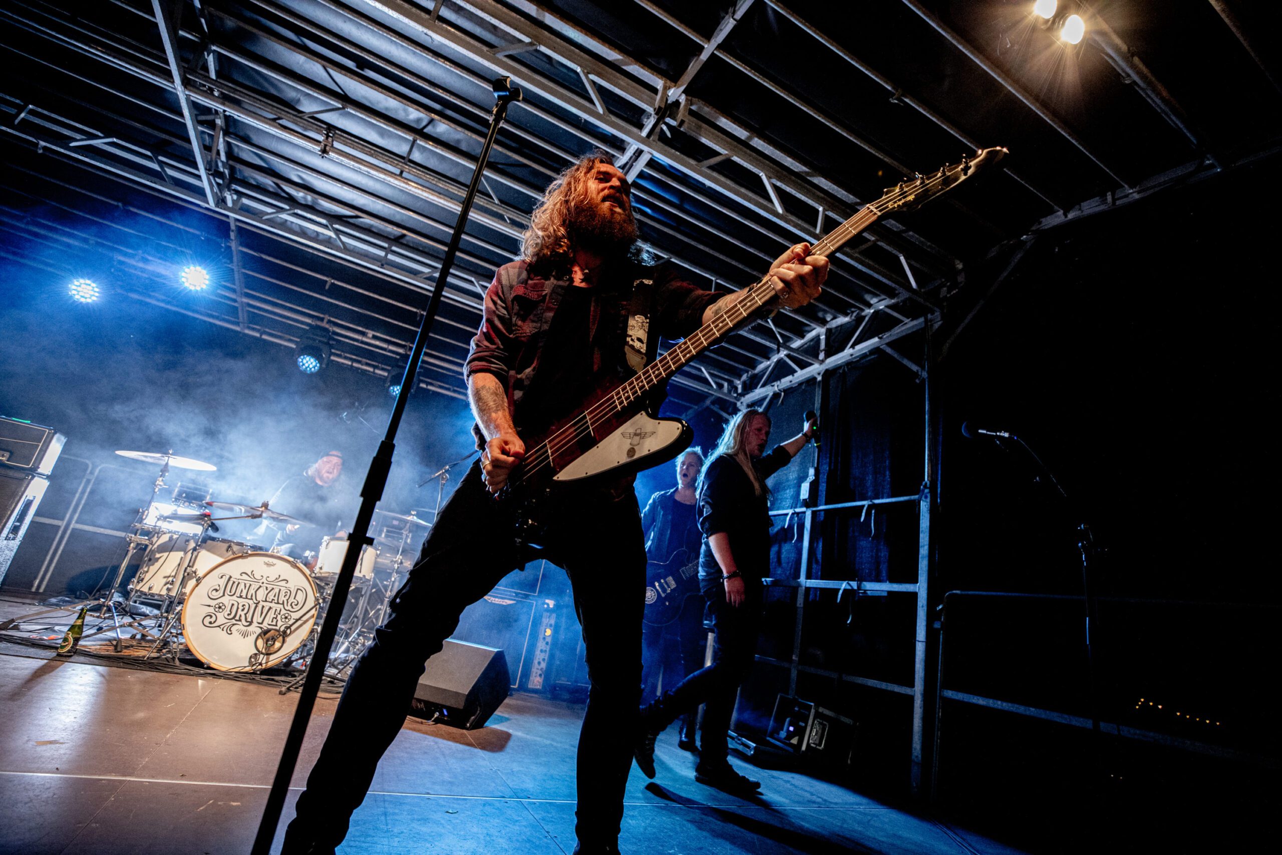 Junkyard Drive - Foto: Mark Stoumann