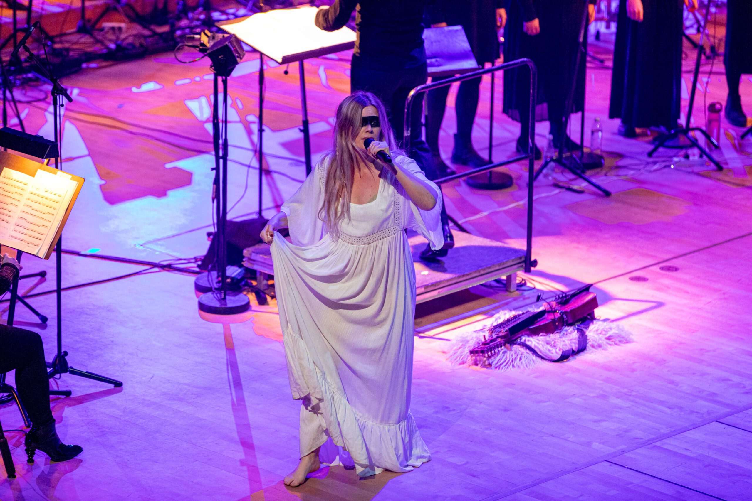 60 Minutes of Myrkur - COpenhagen Phil - Foto: Mark Stoumann