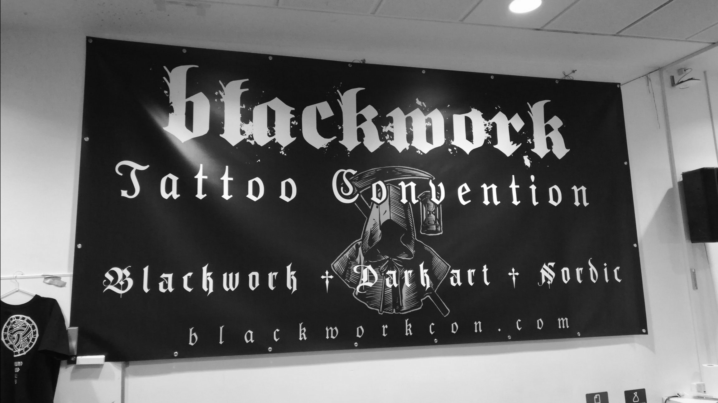 Blackwork Con: Sorte stråler skabte sollys