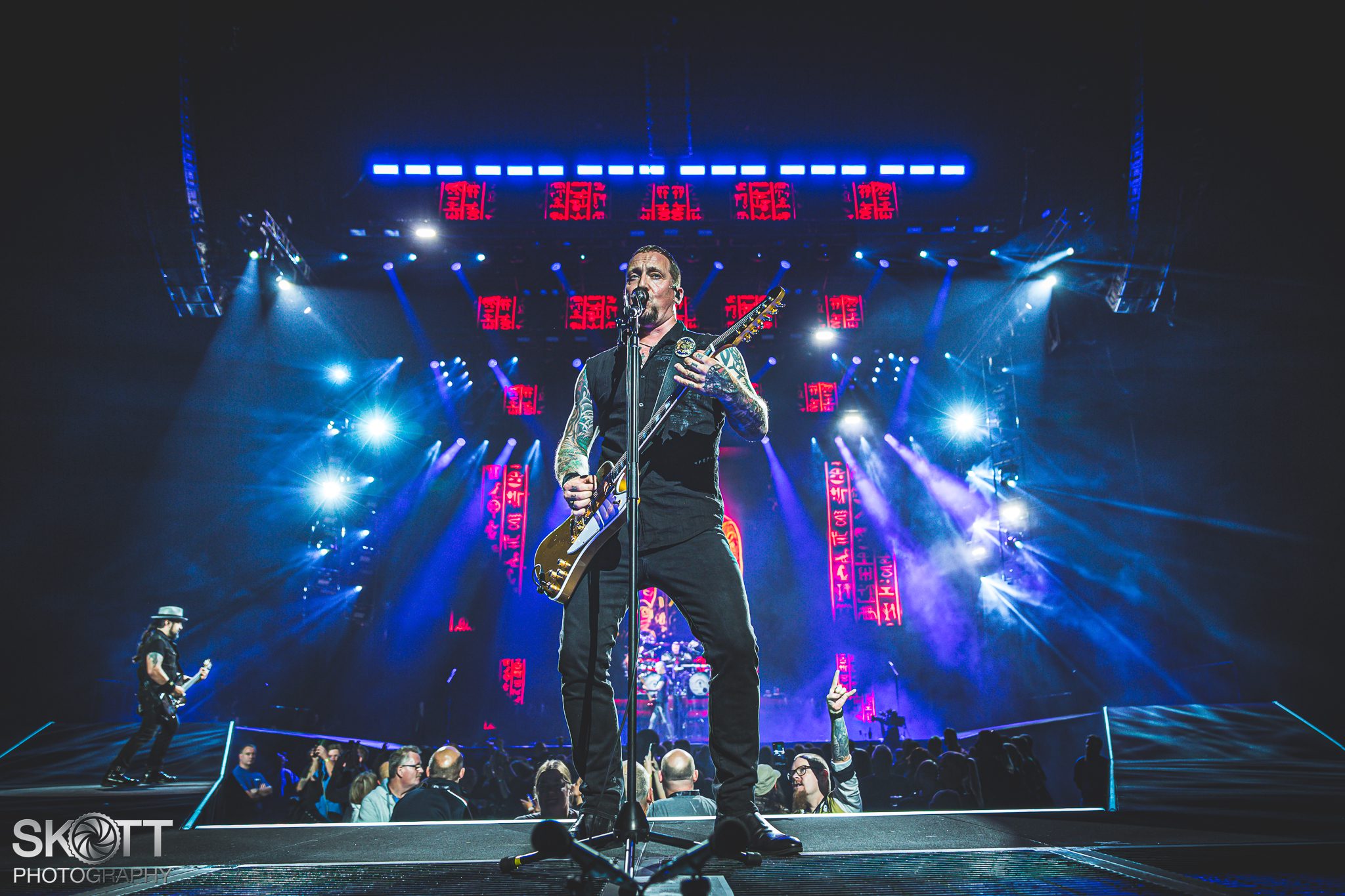 Interview med Michael Poulsen (Asinhell): “Der kommer mere”