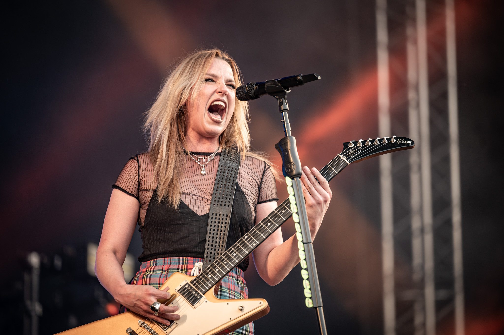 All hail Halestorm