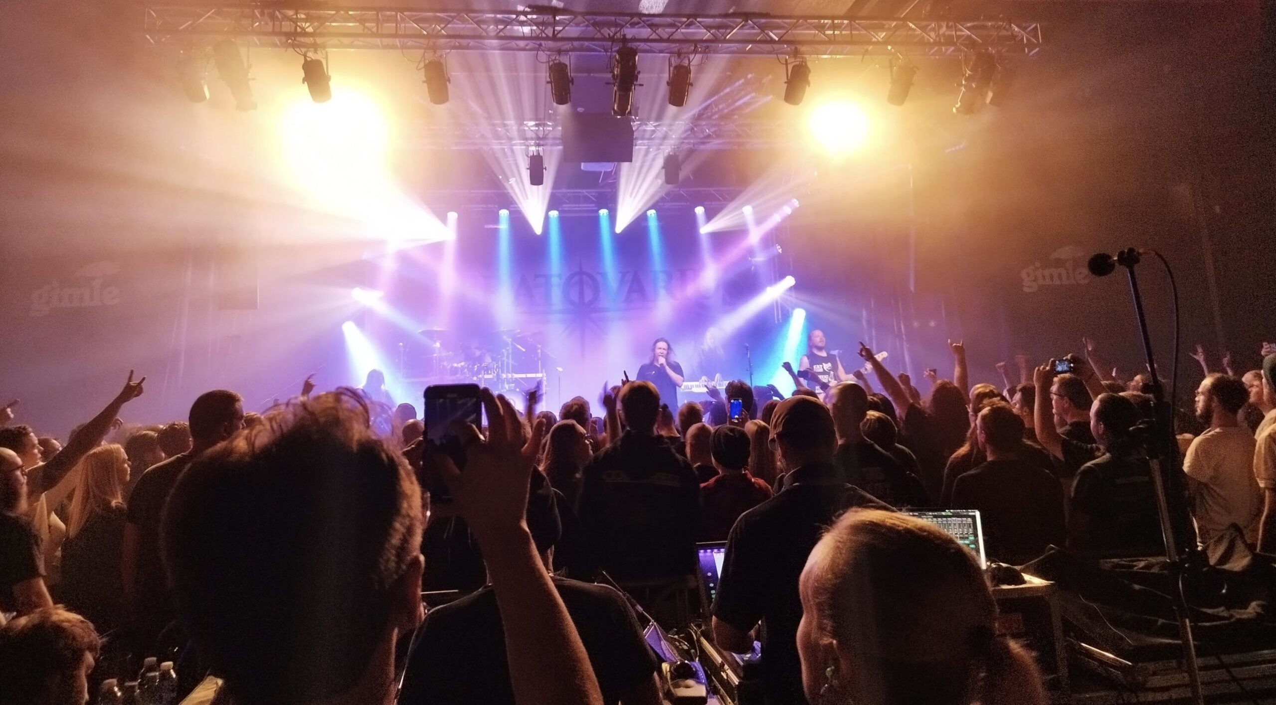 En næsten episk fest